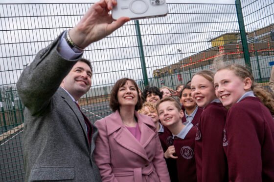 MP Shaun Davies Welcomes Education Secretary to Telford to Highlight Local Schools