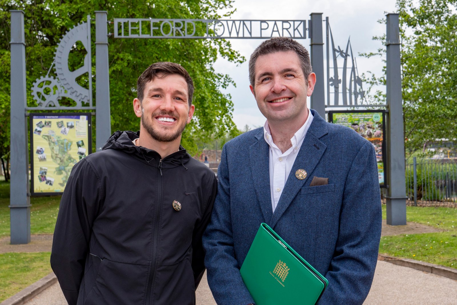 Shaun Davies MP with boxer Liam Davies, announcing the launch of their event with the Brewery Inn in Telford.