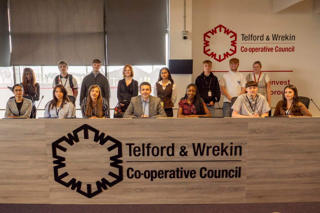Shaun Davies MP, along with the 2026 Summer School students in the Telford & Wrekin Council Chamber